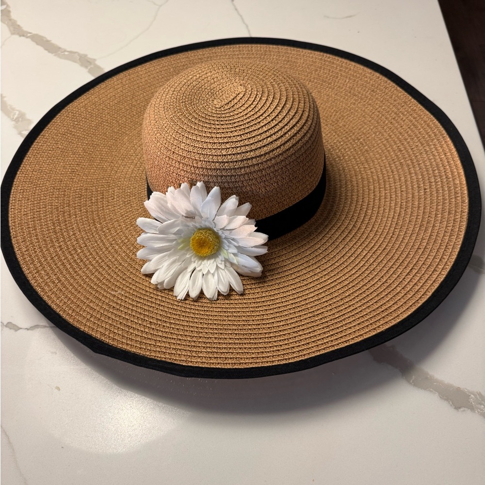Tan Sun Hat with Daisy Accent and Strap